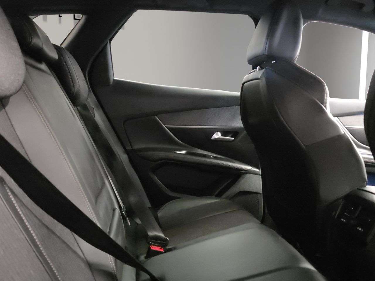 2018 PEUGEOT 3008 2018 PEUGEOT 3008