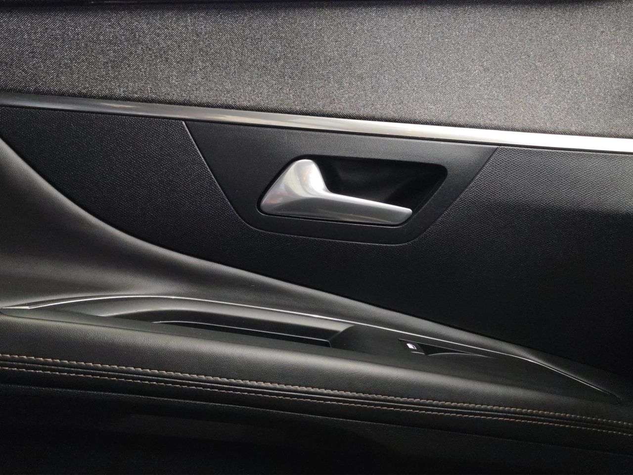 2018 PEUGEOT 3008 2018 PEUGEOT 3008