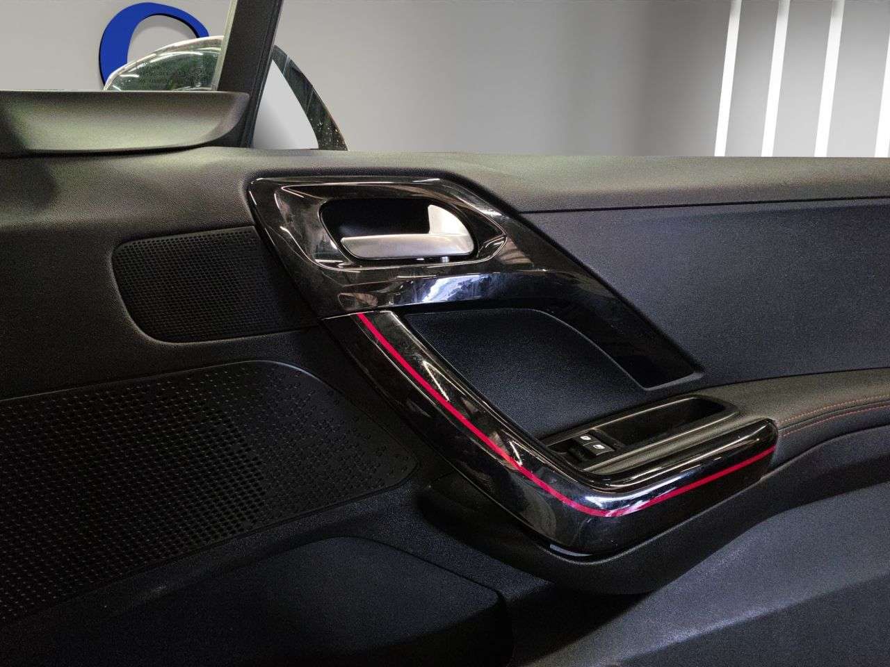 2017 PEUGEOT 208 2017 PEUGEOT 208