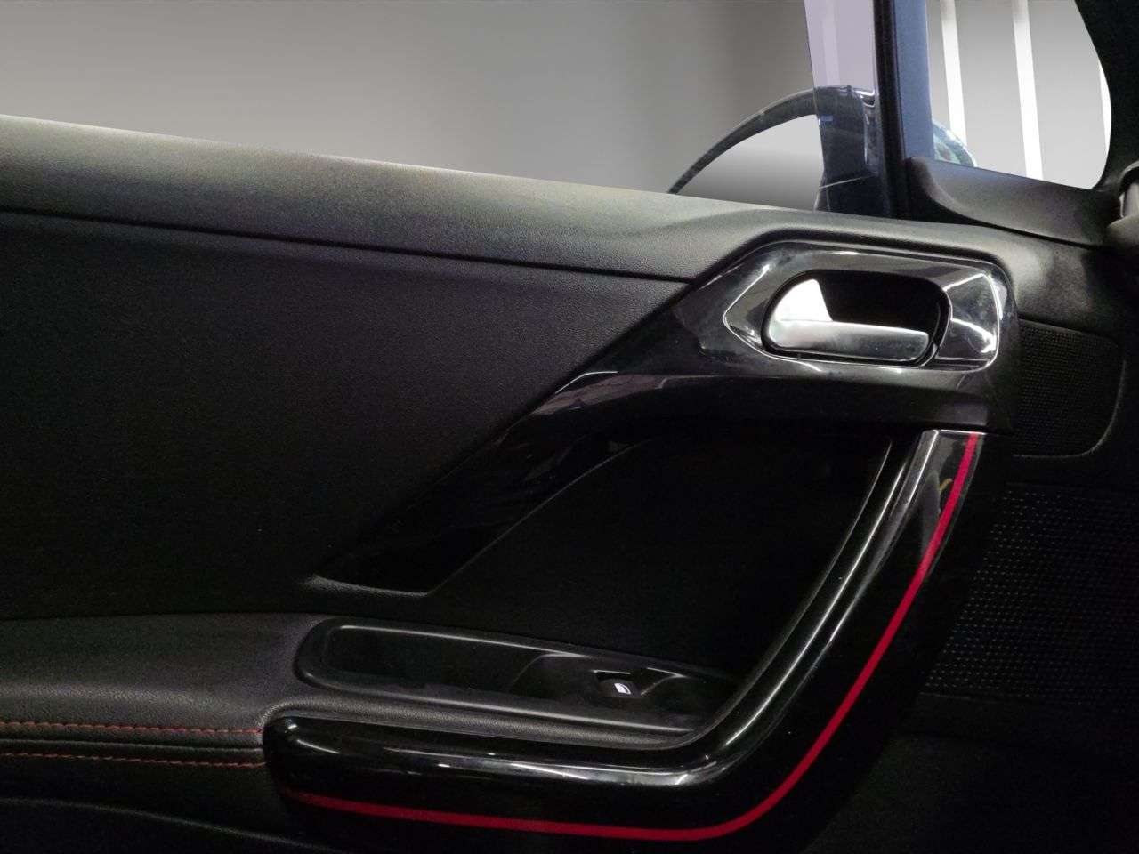 2017 PEUGEOT 208 2017 PEUGEOT 208