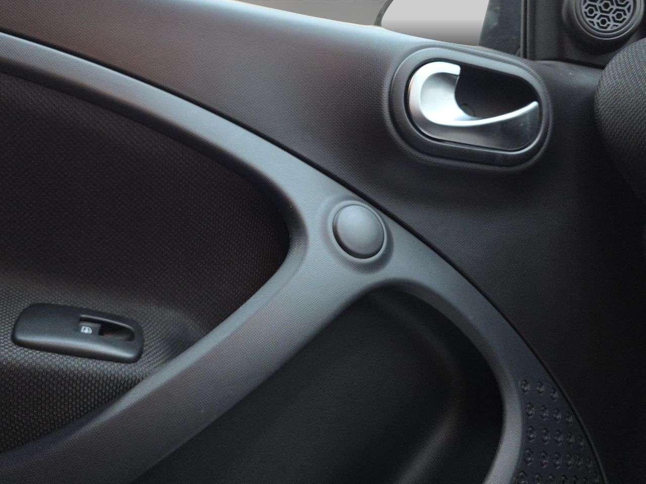 2017 SMART FORFOUR 2017 SMART FORFOUR