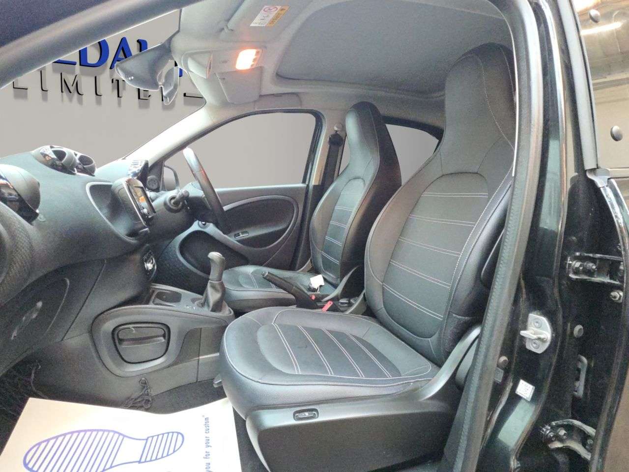2017 SMART FORFOUR 2017 SMART FORFOUR