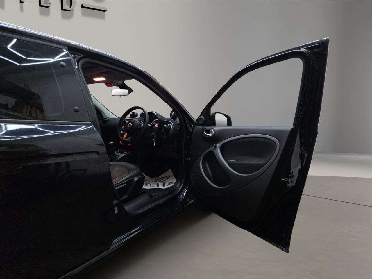2017 SMART FORFOUR 2017 SMART FORFOUR