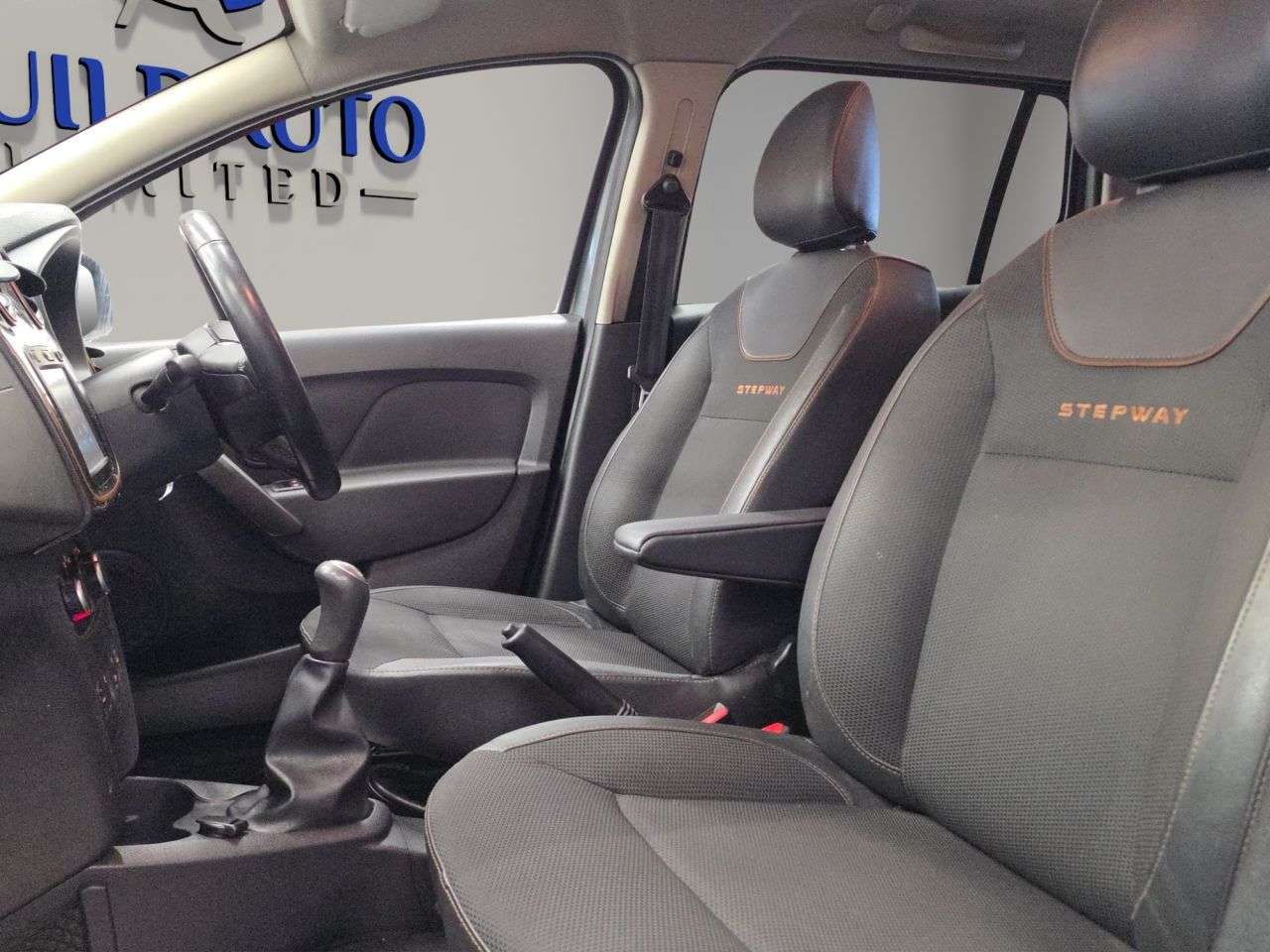 2017 DACIA LOGAN MCV STEPWAY 2017 DACIA LOGAN MCV STEPWAY