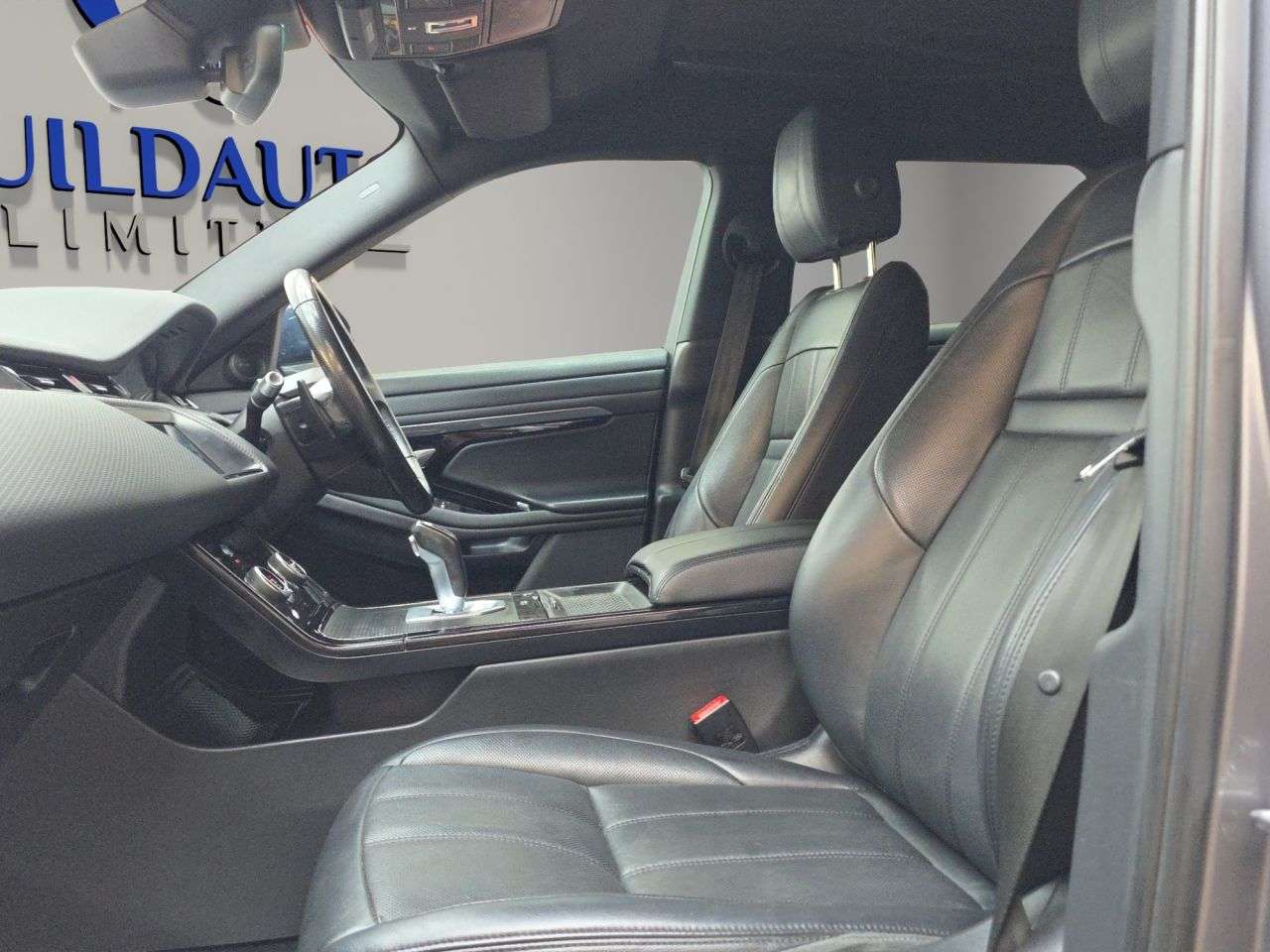 2019 LAND ROVER RANGE ROVER EVOQUE 2019 LAND ROVER RANGE ROVER EVOQUE