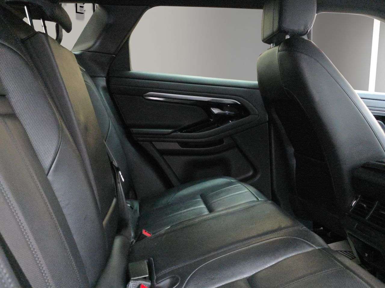 2019 LAND ROVER RANGE ROVER EVOQUE 2019 LAND ROVER RANGE ROVER EVOQUE