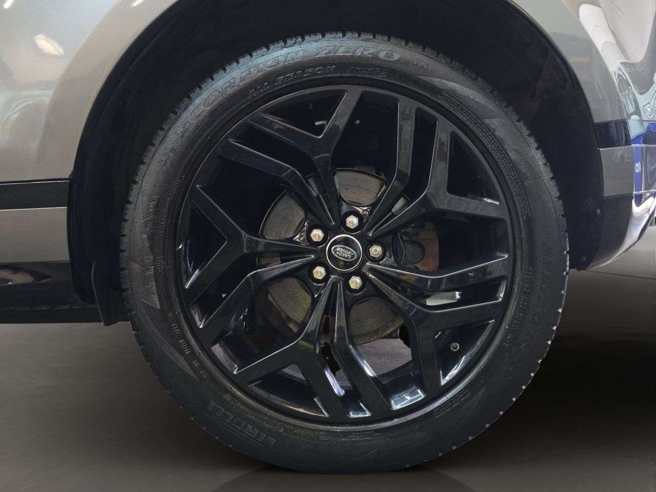 2019 LAND ROVER RANGE ROVER EVOQUE 2019 LAND ROVER RANGE ROVER EVOQUE