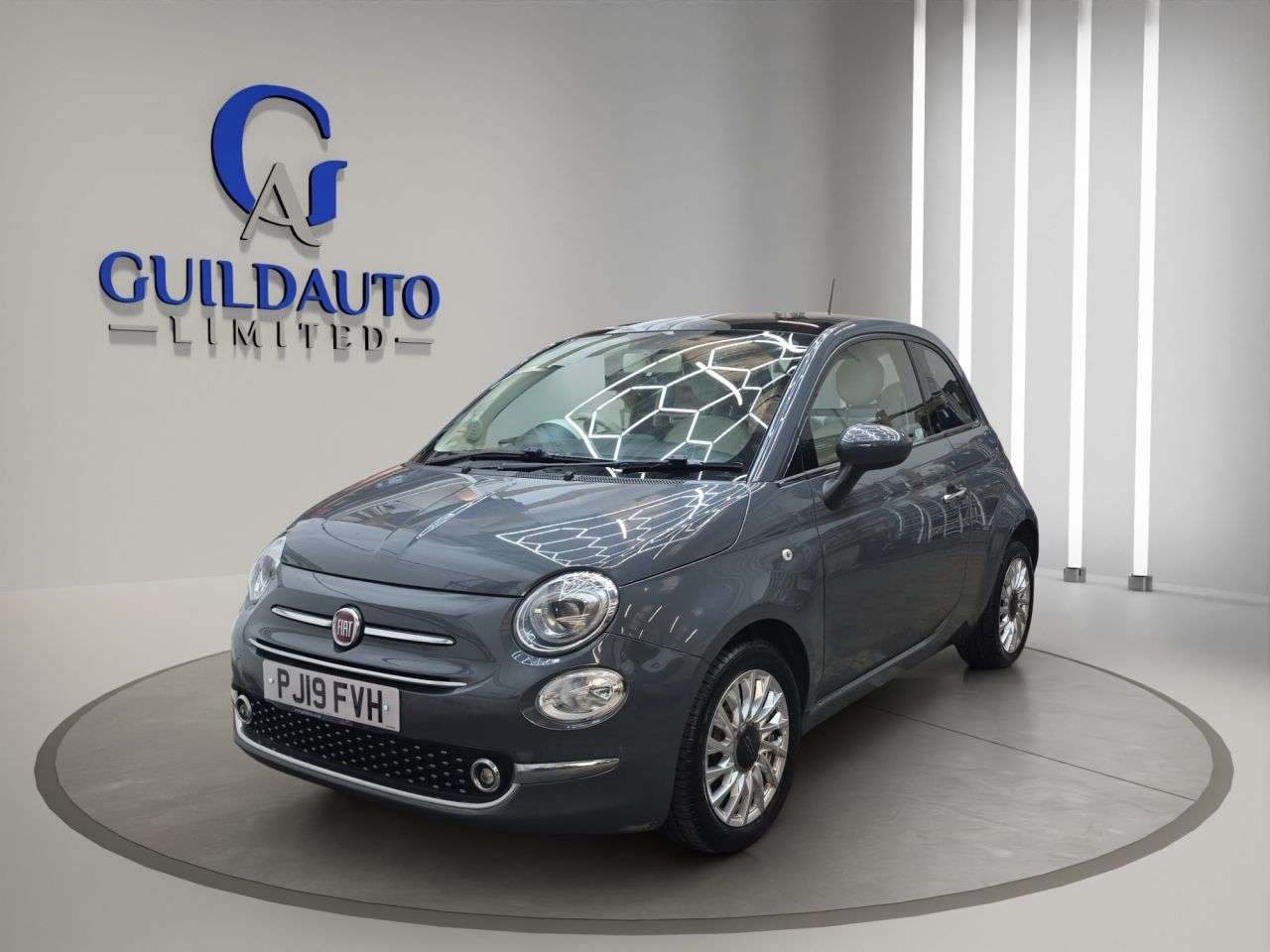 A 2019 FIAT 500 1.2 Lounge Hatchback 3dr Petrol Manual Euro 6 (s/s) (69 bhp) A 2019 FIAT 500 1.2 Lounge Hatchback 3dr Petrol Manual Euro 6 (s/s) (69 bhp)