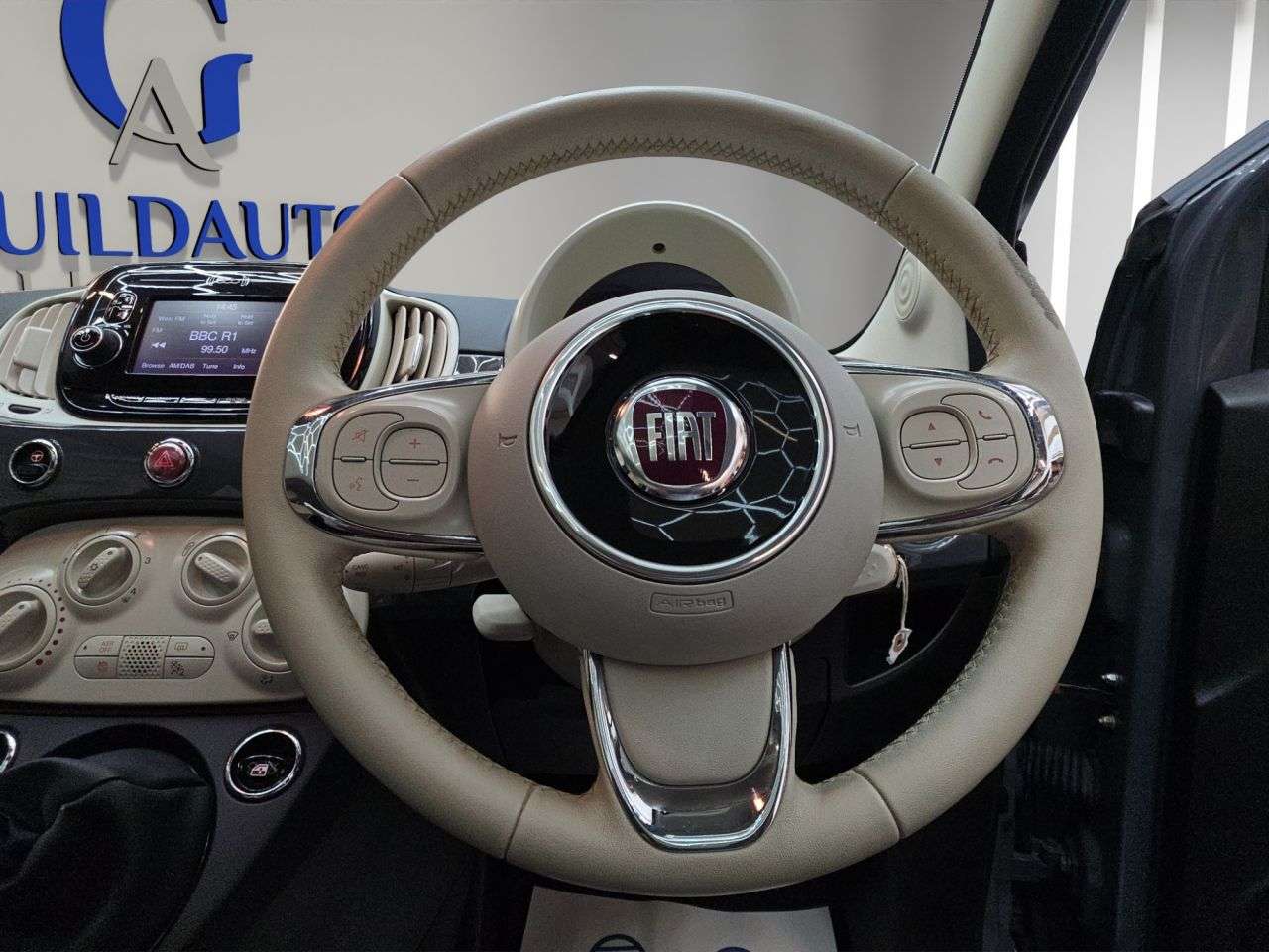 2019 FIAT 500 2019 FIAT 500