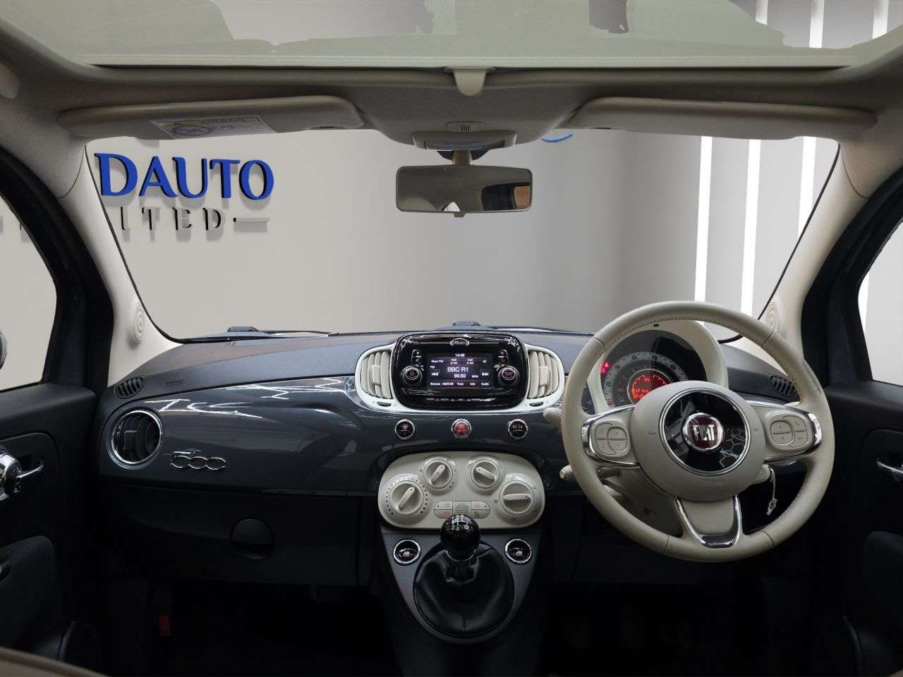 2019 FIAT 500 2019 FIAT 500