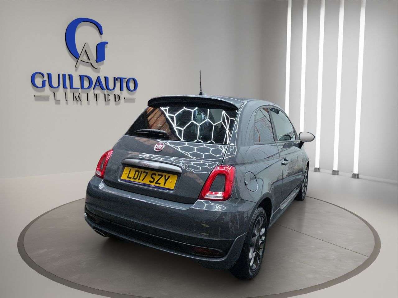 2017 FIAT 500 2017 FIAT 500