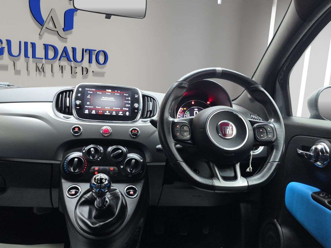 2017 FIAT 500 2017 FIAT 500