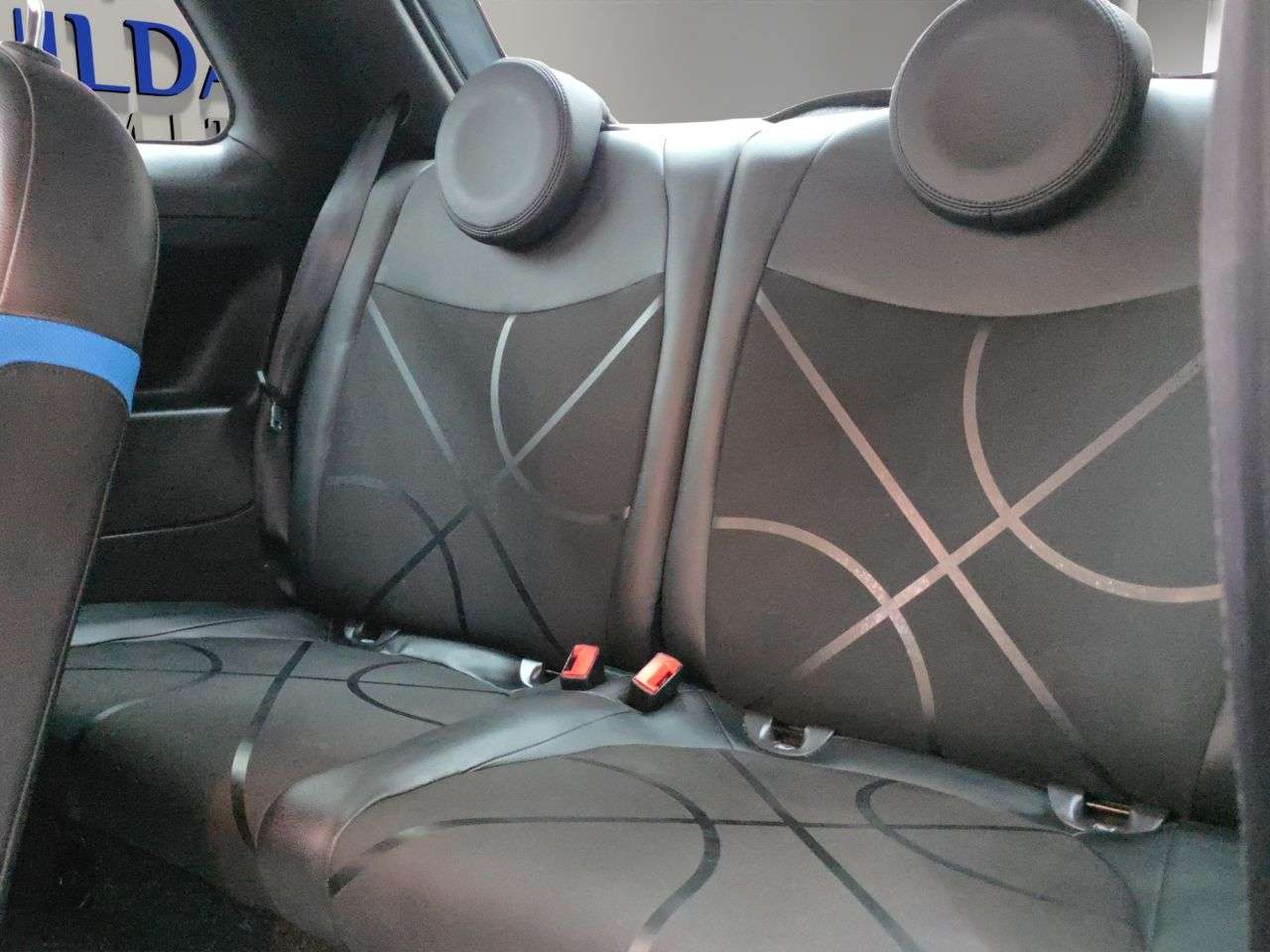2017 FIAT 500 2017 FIAT 500