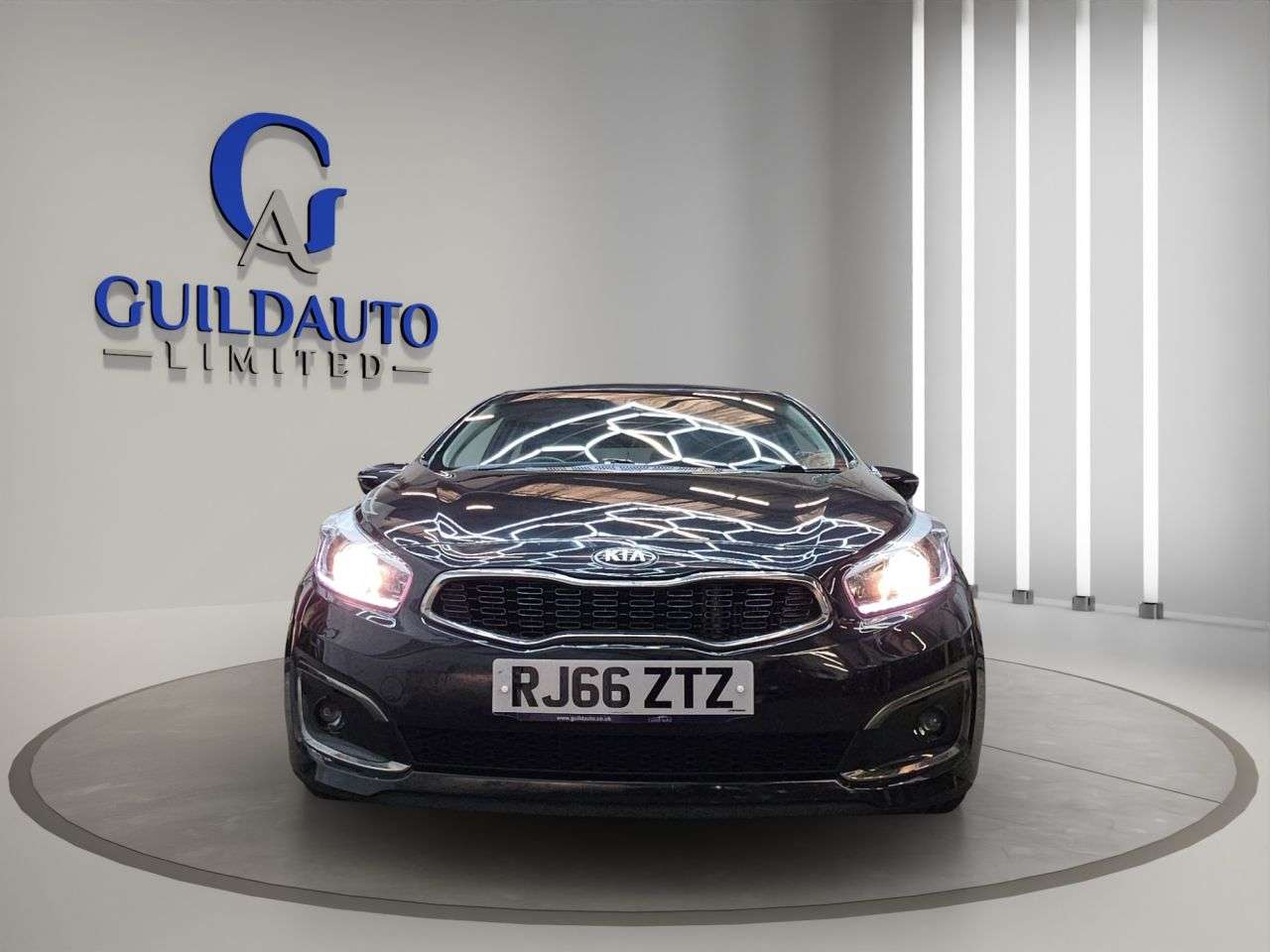 A 2017 KIA CEED 1.6 CRDi 4 Hatchback 5dr Diesel Manual Euro 6 (s/s) (134 bhp) A 2017 KIA CEED 1.6 CRDi 4 Hatchback 5dr Diesel Manual Euro 6 (s/s) (134 bhp)