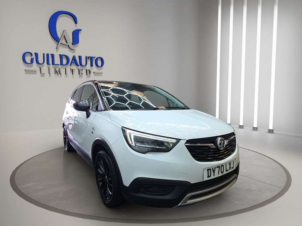 A 2020 VAUXHALL CROSSLAND X 1.2 Griffin SUV 5dr Petrol Manual Euro 6 (s/s) (83 ps) A 2020 VAUXHALL CROSSLAND X 1.2 Griffin SUV 5dr Petrol Manual Euro 6 (s/s) (83 ps)