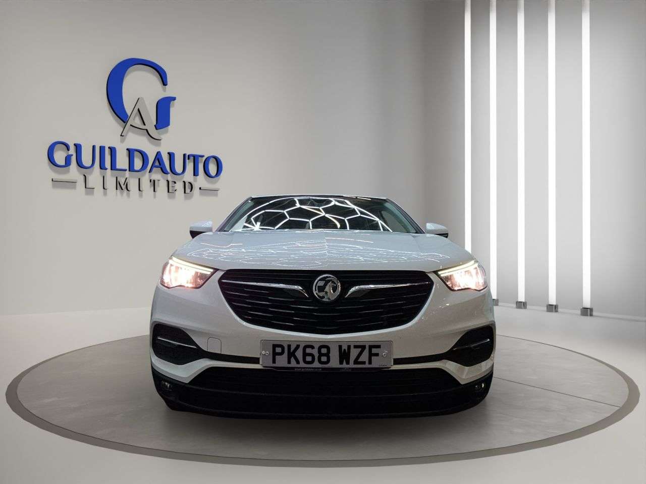 A 2018 VAUXHALL GRANDLAND X 1.2 Turbo GPF SE SUV 5dr Petrol Manual Euro 6 (s/s) (130 ps) A 2018 VAUXHALL GRANDLAND X 1.2 Turbo GPF SE SUV 5dr Petrol Manual Euro 6 (s/s) (130 ps)