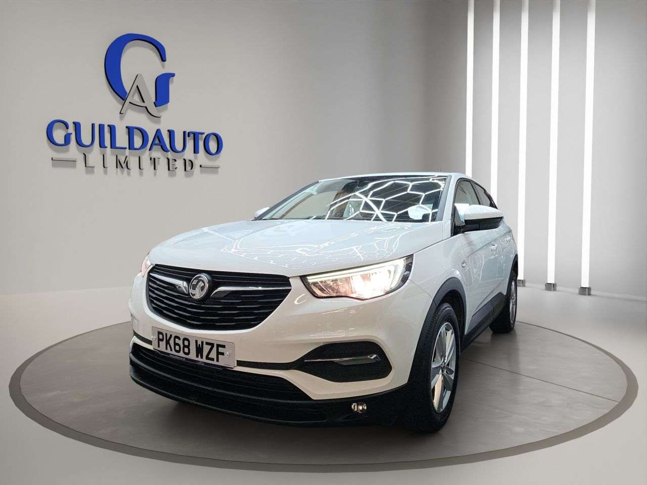 A 2018 VAUXHALL GRANDLAND X 1.2 Turbo GPF SE SUV 5dr Petrol Manual Euro 6 (s/s) (130 ps) A 2018 VAUXHALL GRANDLAND X 1.2 Turbo GPF SE SUV 5dr Petrol Manual Euro 6 (s/s) (130 ps)