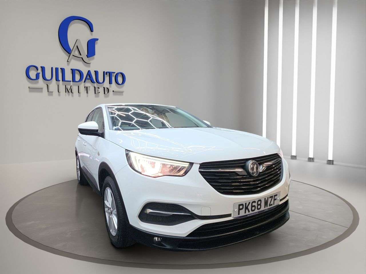 A 2018 VAUXHALL GRANDLAND X 1.2 Turbo GPF SE SUV 5dr Petrol Manual Euro 6 (s/s) (130 ps) A 2018 VAUXHALL GRANDLAND X 1.2 Turbo GPF SE SUV 5dr Petrol Manual Euro 6 (s/s) (130 ps)