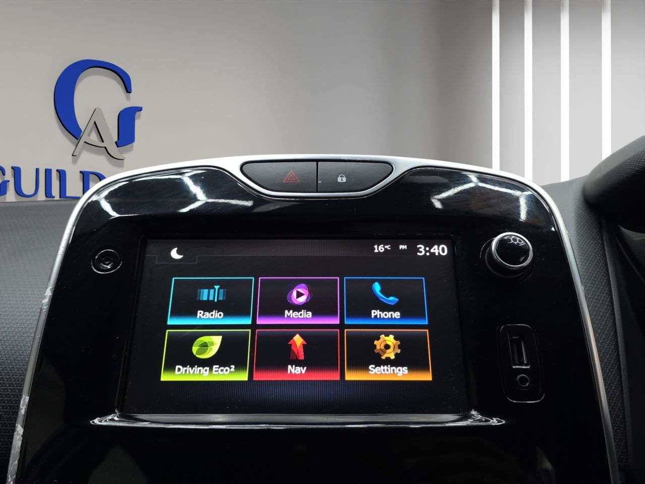 2016 RENAULT CLIO 2016 RENAULT CLIO