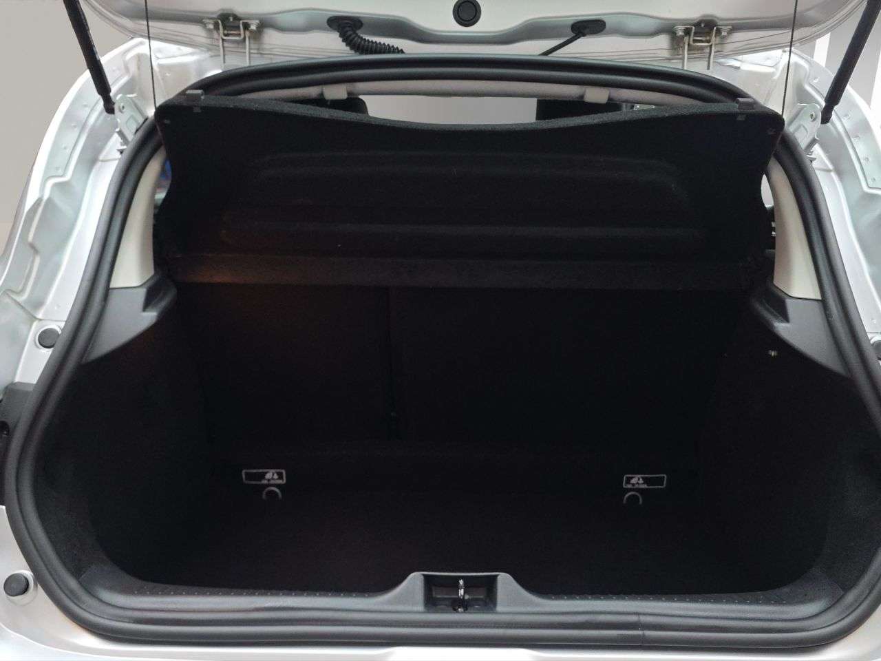 2016 RENAULT CLIO 2016 RENAULT CLIO