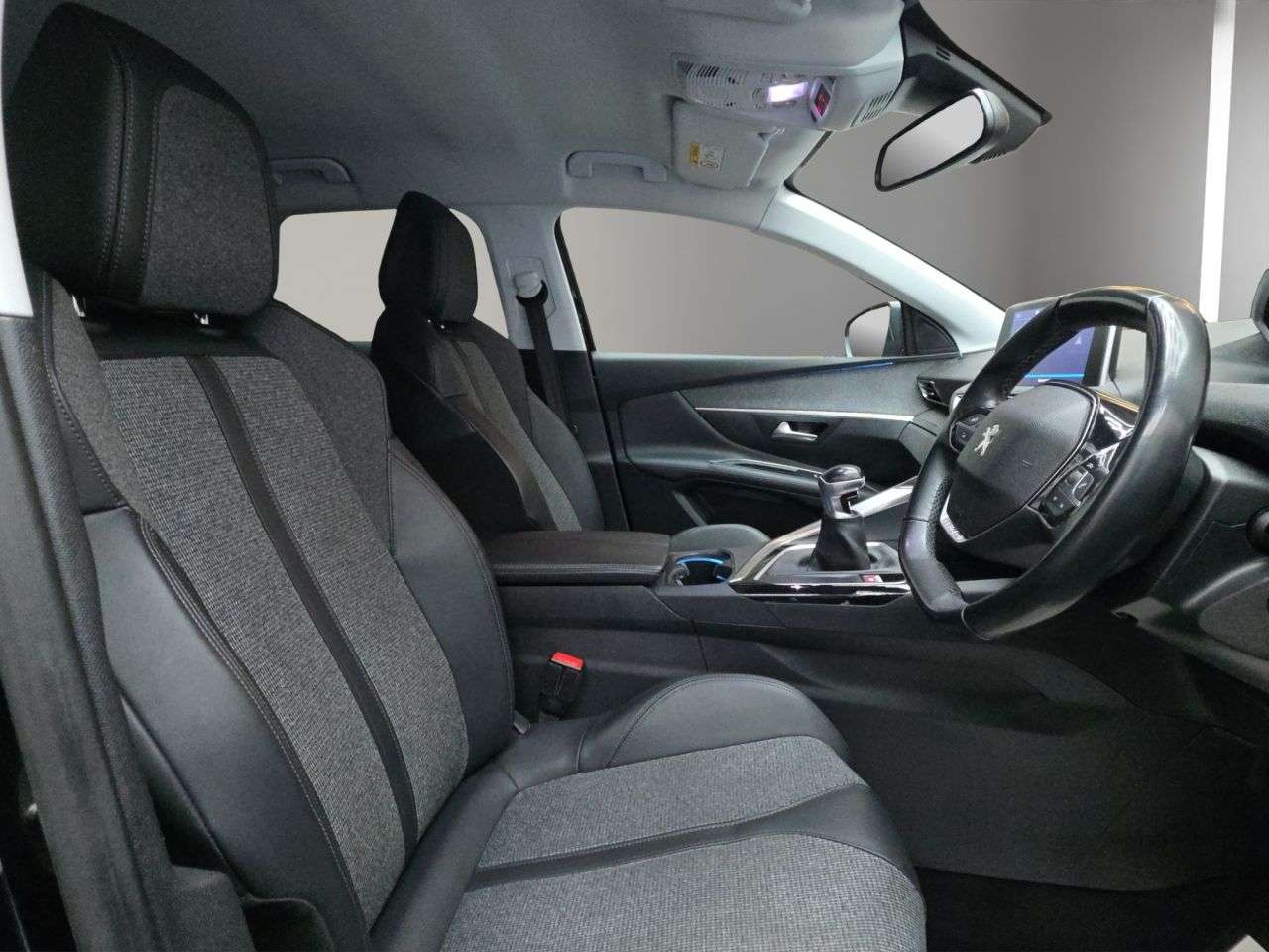 2019 PEUGEOT 3008 2019 PEUGEOT 3008