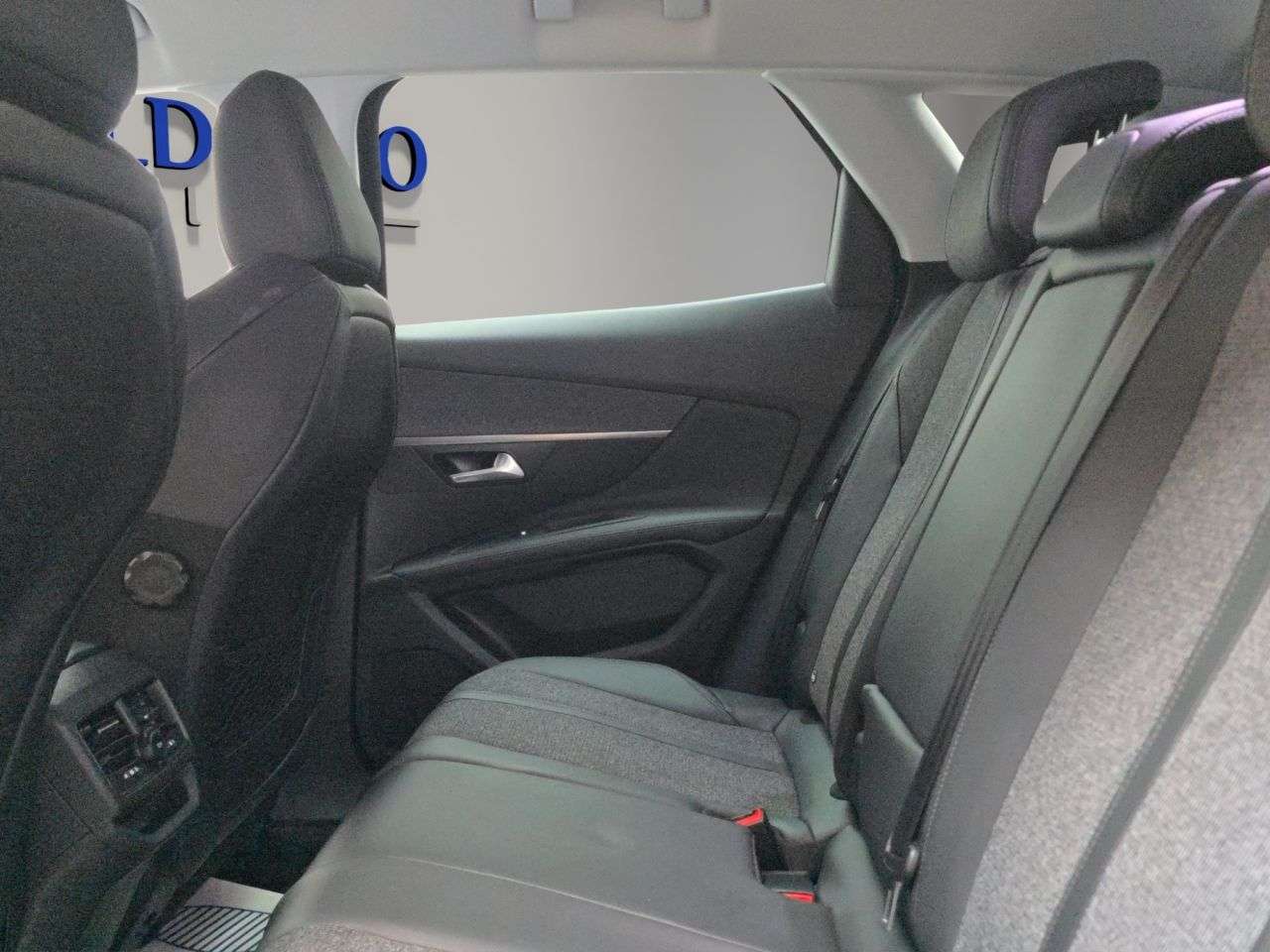 2019 PEUGEOT 3008 2019 PEUGEOT 3008