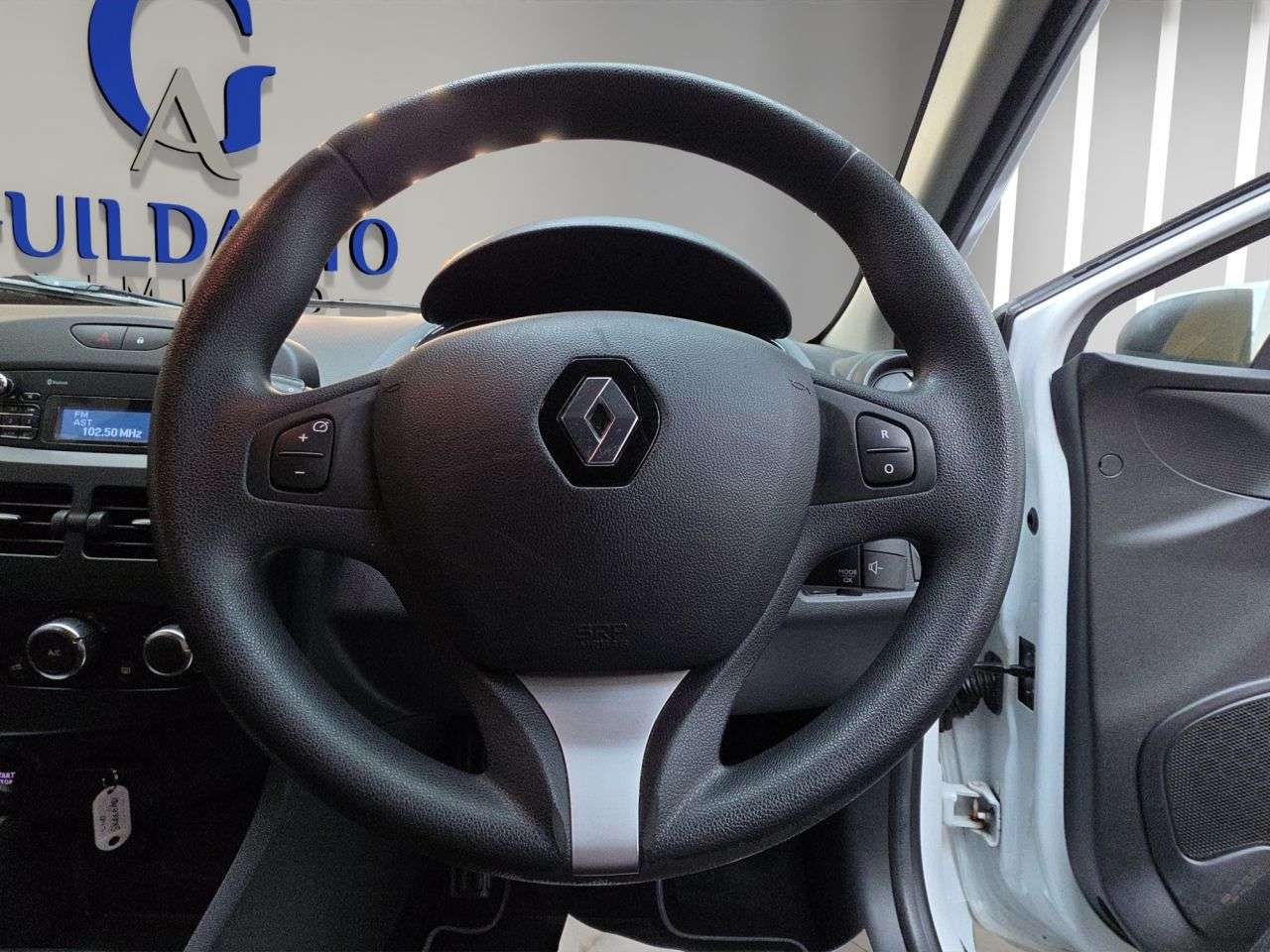 2016 RENAULT CLIO 2016 RENAULT CLIO