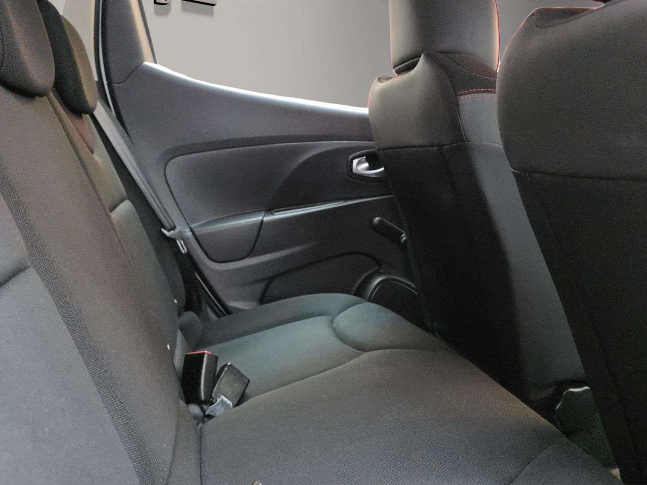 2016 RENAULT CLIO 2016 RENAULT CLIO