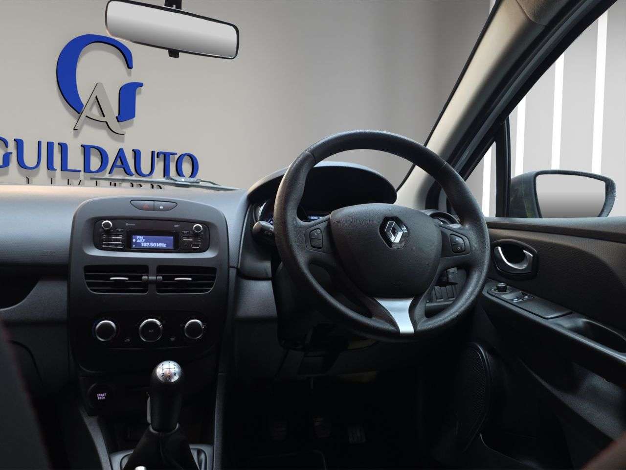 2016 RENAULT CLIO 2016 RENAULT CLIO
