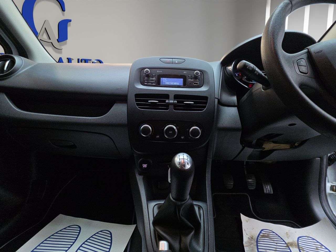 2016 RENAULT CLIO 2016 RENAULT CLIO