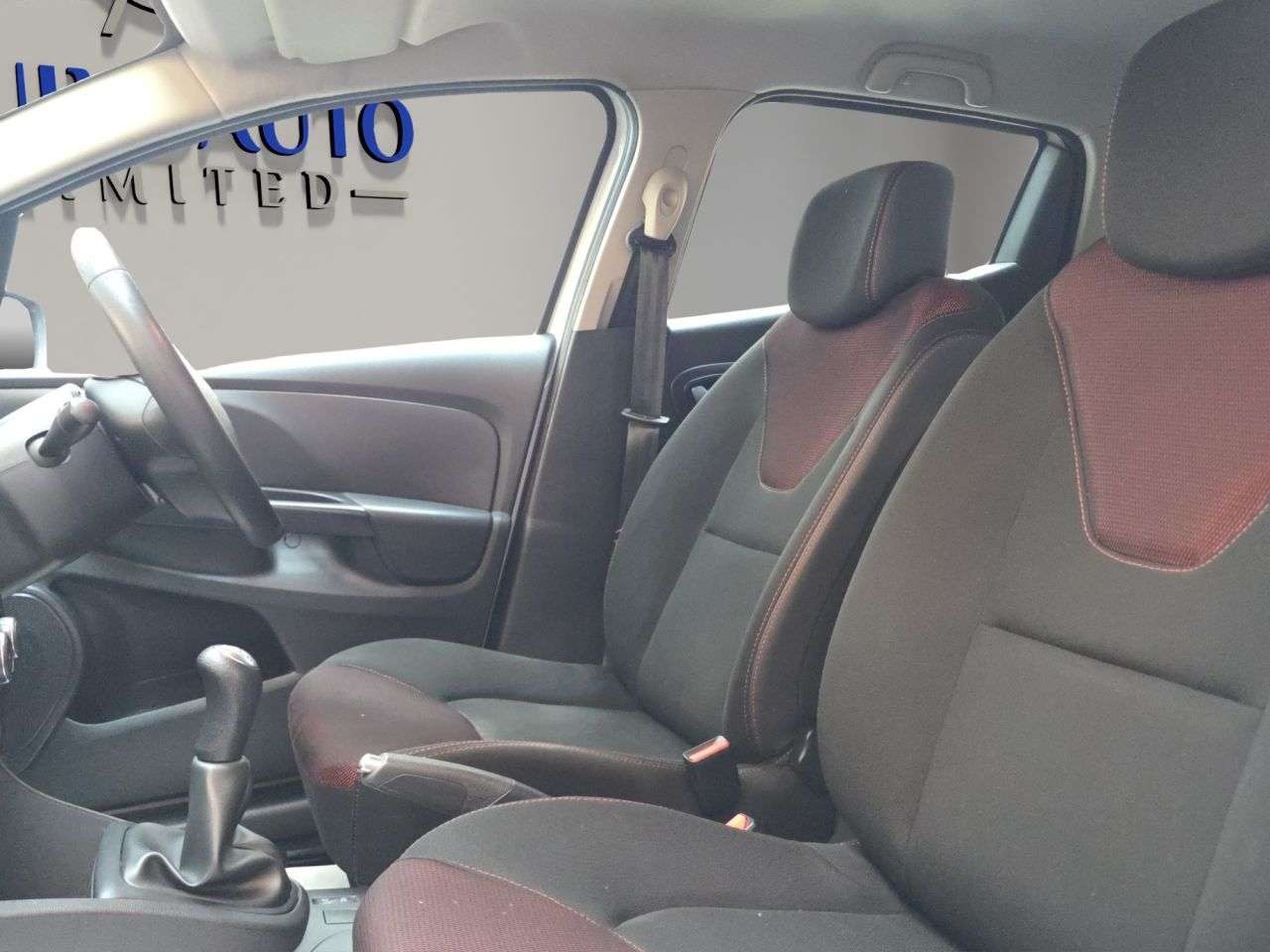 2016 RENAULT CLIO 2016 RENAULT CLIO