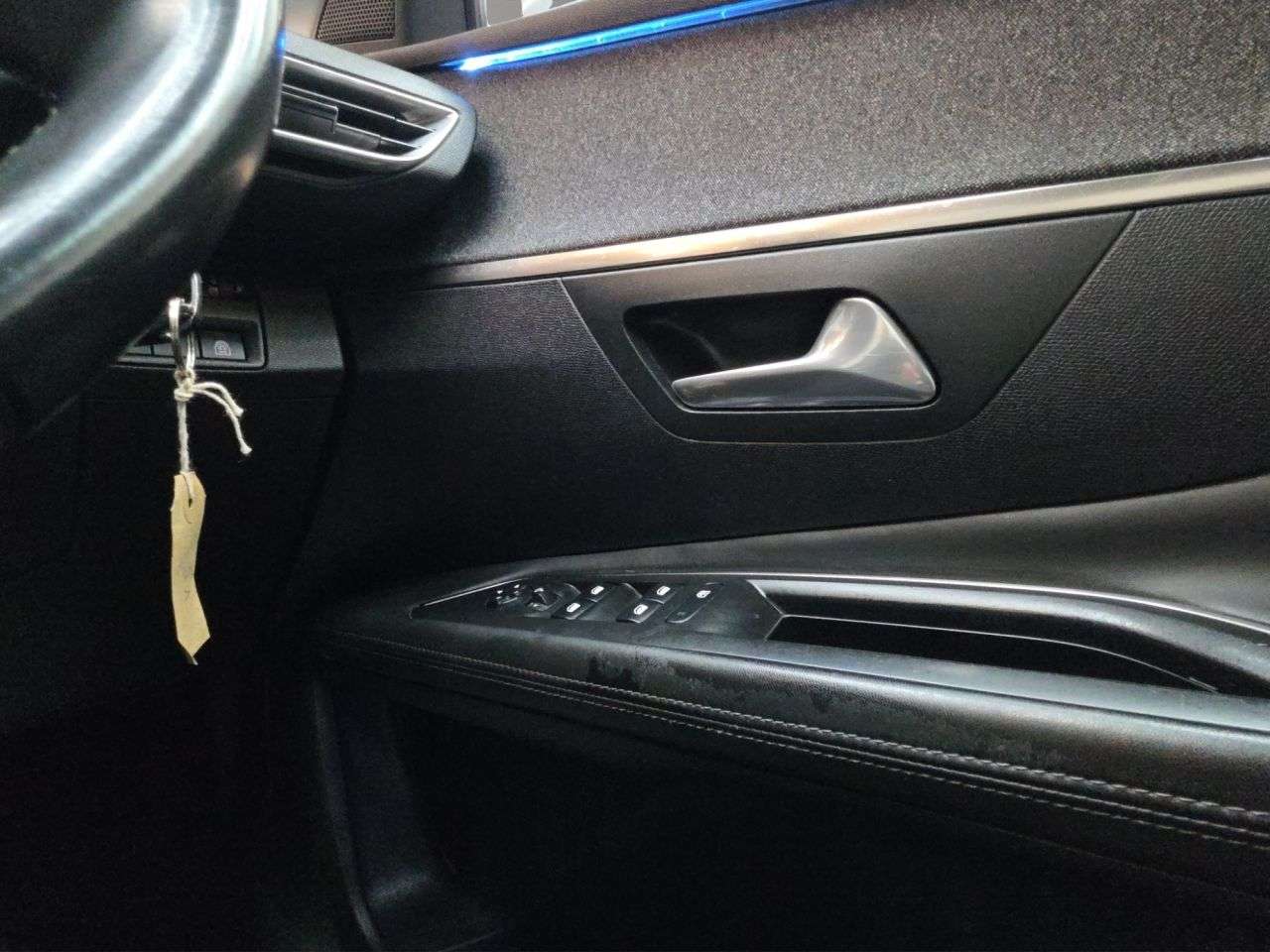 2017 PEUGEOT 3008 2017 PEUGEOT 3008