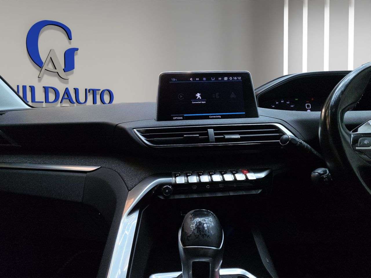 2017 PEUGEOT 3008 2017 PEUGEOT 3008