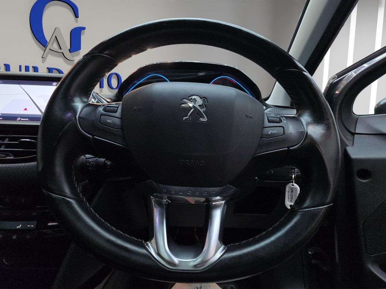 2018 PEUGEOT 2008 2018 PEUGEOT 2008