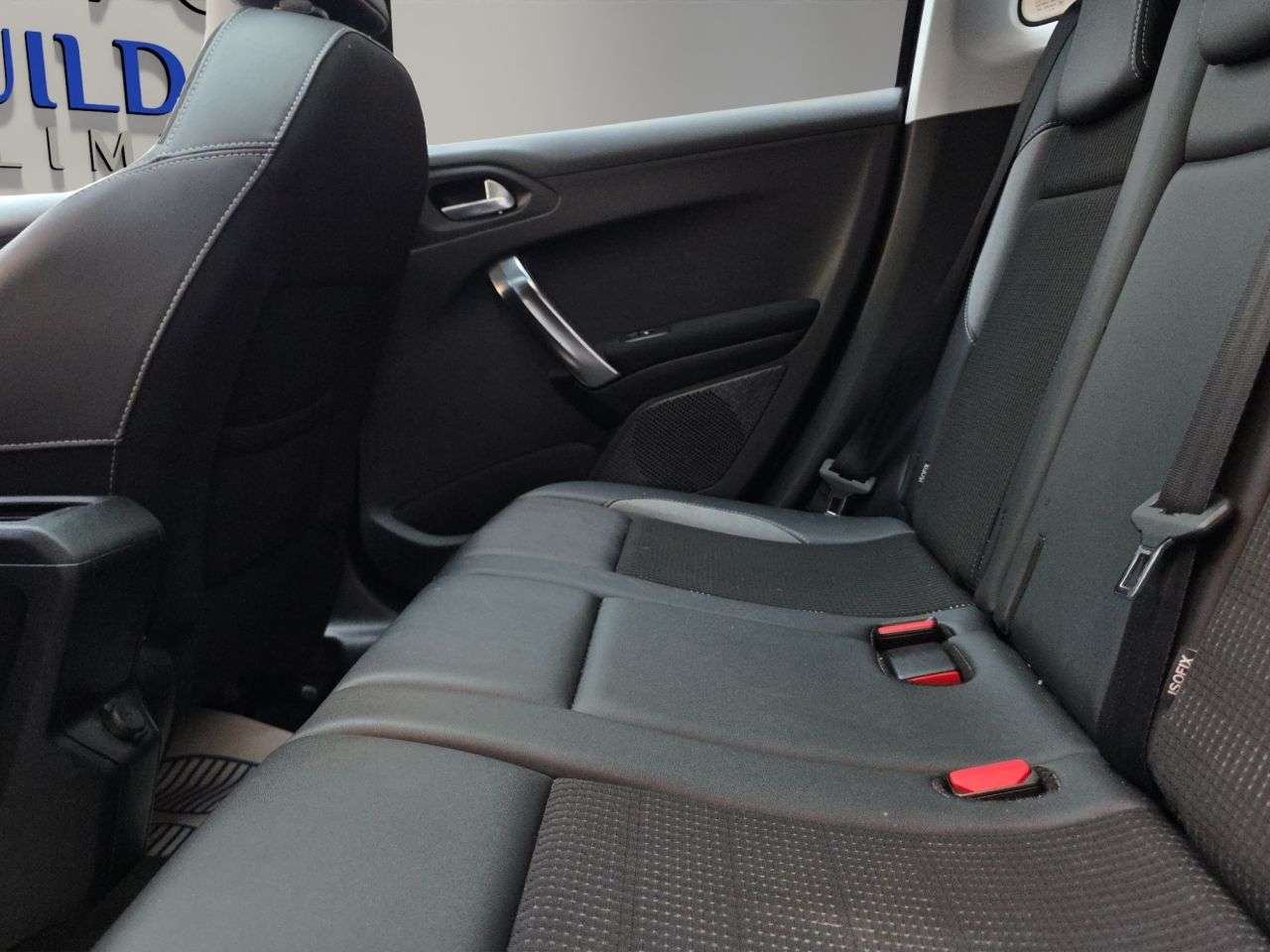 2018 PEUGEOT 2008 2018 PEUGEOT 2008