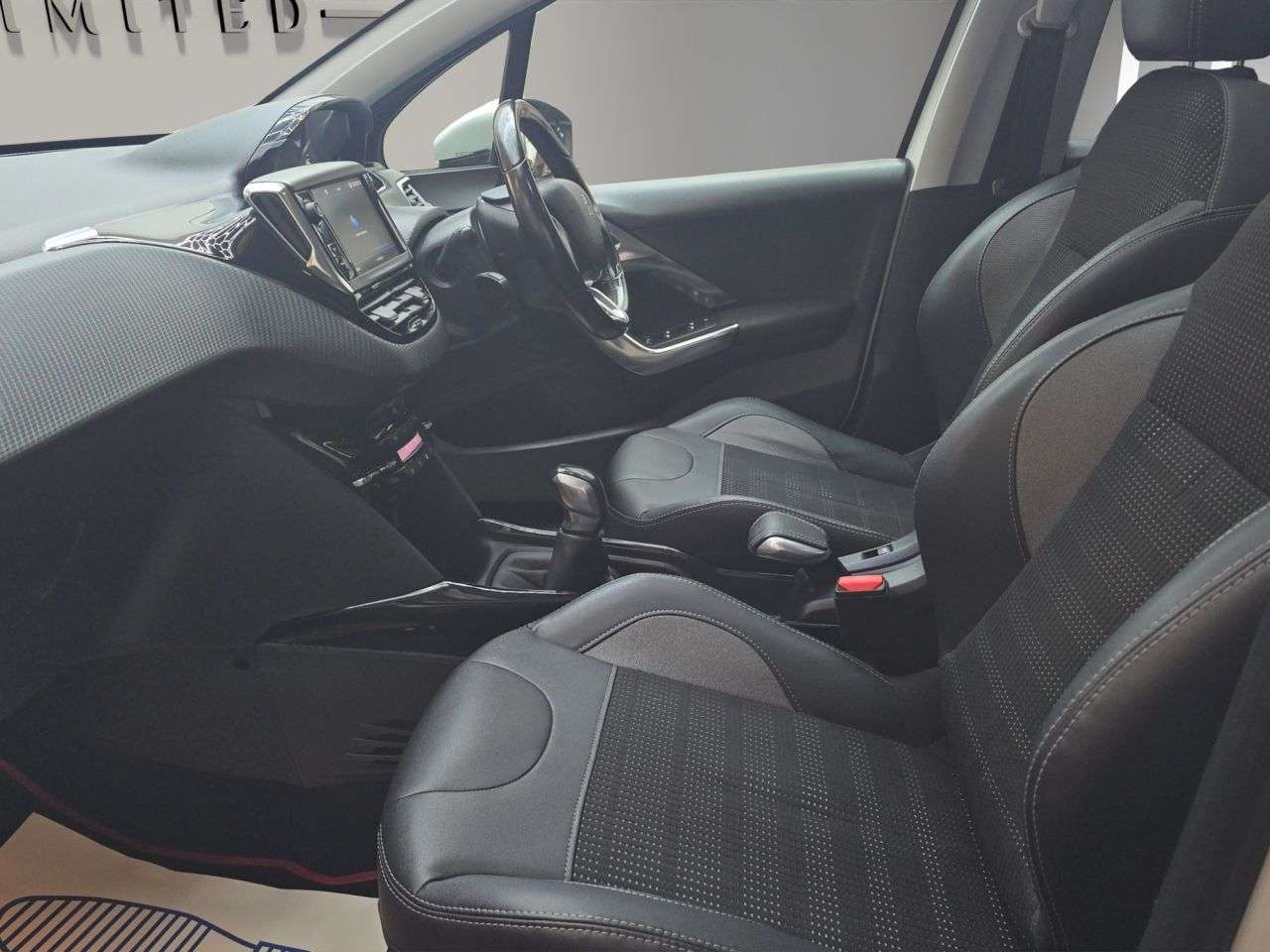 2018 PEUGEOT 2008 2018 PEUGEOT 2008