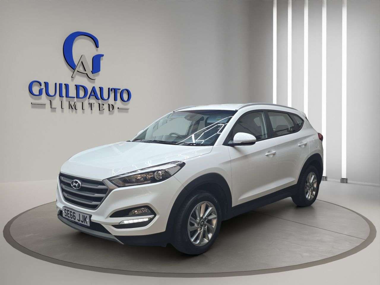 A 2017 HYUNDAI TUCSON 1.7 CRDi Blue Drive SE Nav SUV 5dr Diesel Manual Euro 6 (s/s) (116 ps) A 2017 HYUNDAI TUCSON 1.7 CRDi Blue Drive SE Nav SUV 5dr Diesel Manual Euro 6 (s/s) (116 ps)