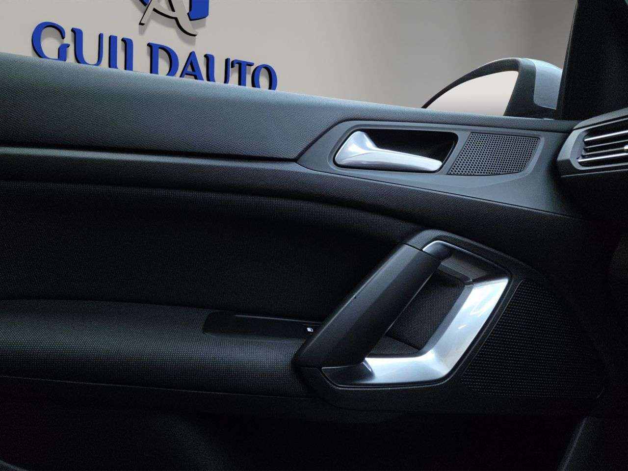 2018 PEUGEOT 308 2018 PEUGEOT 308