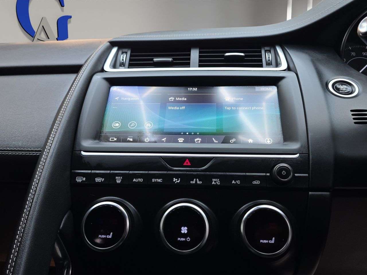 2019 JAGUAR E-PACE 2019 JAGUAR E-PACE