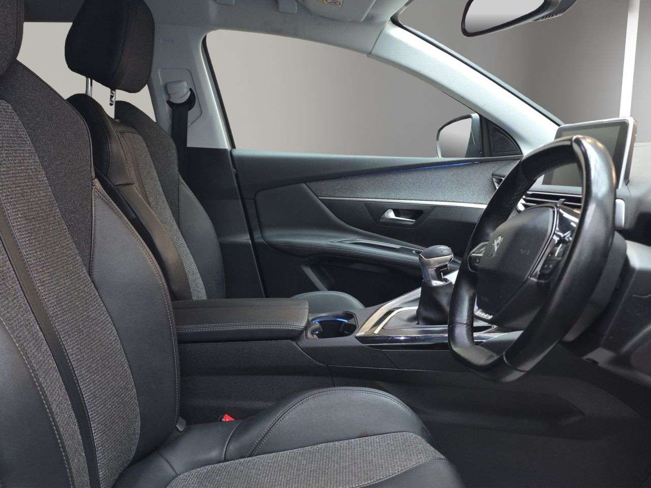 2019 PEUGEOT 3008 2019 PEUGEOT 3008