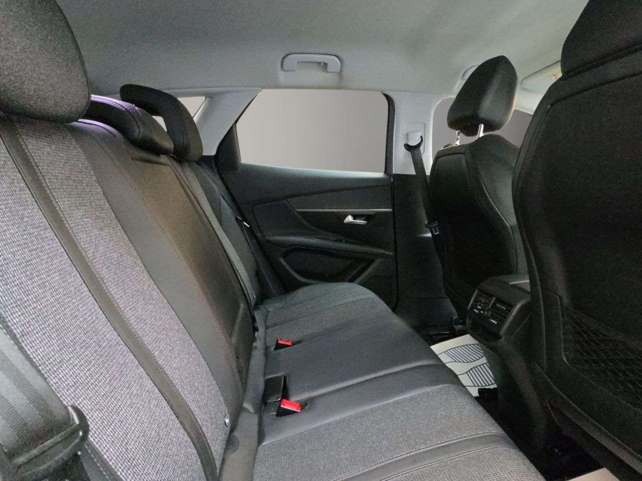 2019 PEUGEOT 3008 2019 PEUGEOT 3008