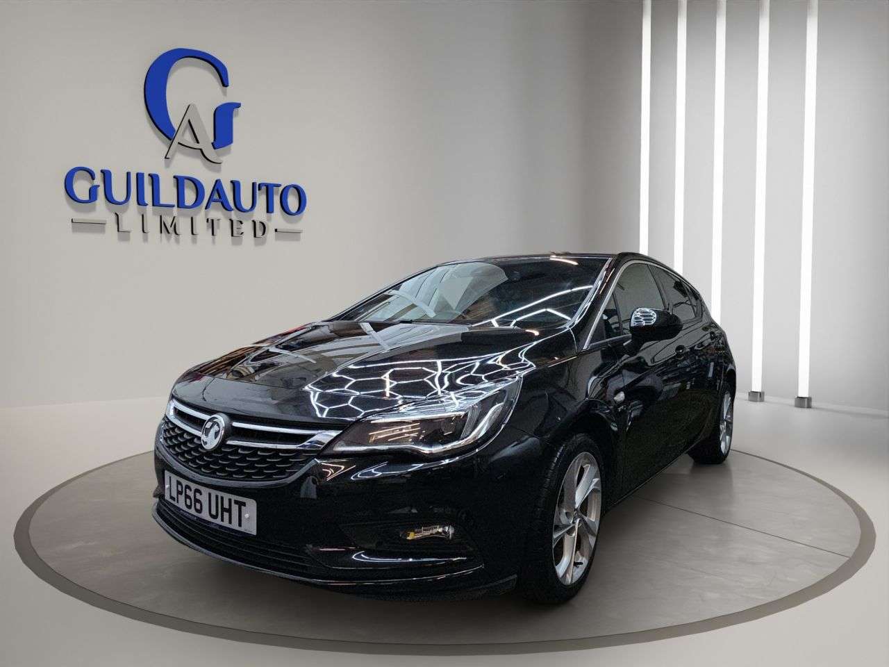 A 2017 VAUXHALL ASTRA SRI A 2017 VAUXHALL ASTRA SRI