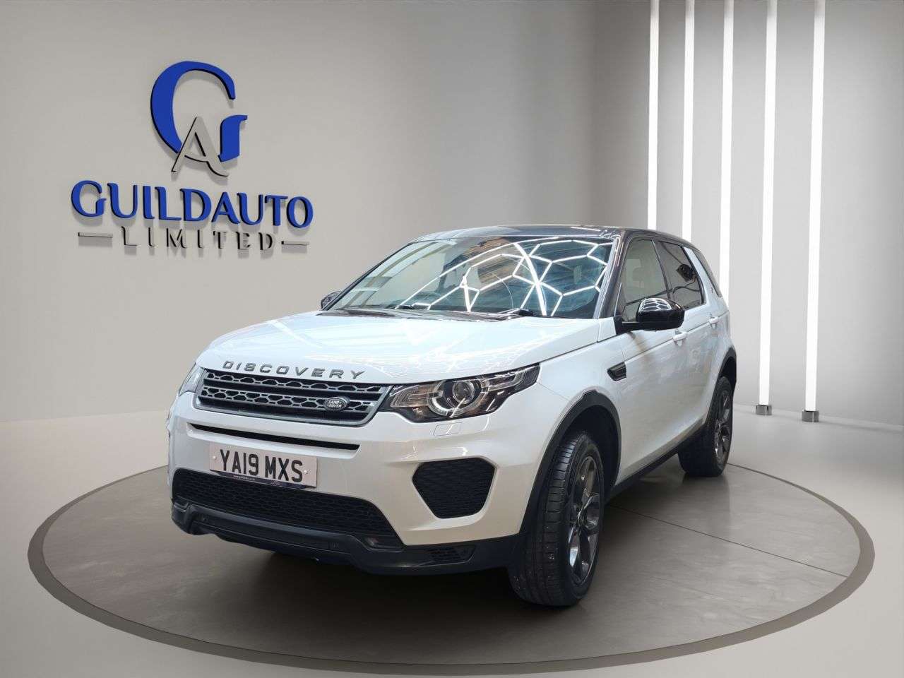 A 2019 LAND ROVER DISCOVERY SPORT 2.0 TD4 Landmark SUV 5dr Diesel Auto 4WD Euro 6 (s/s) (180 ps) A 2019 LAND ROVER DISCOVERY SPORT 2.0 TD4 Landmark SUV 5dr Diesel Auto 4WD Euro 6 (s/s) (180 ps)