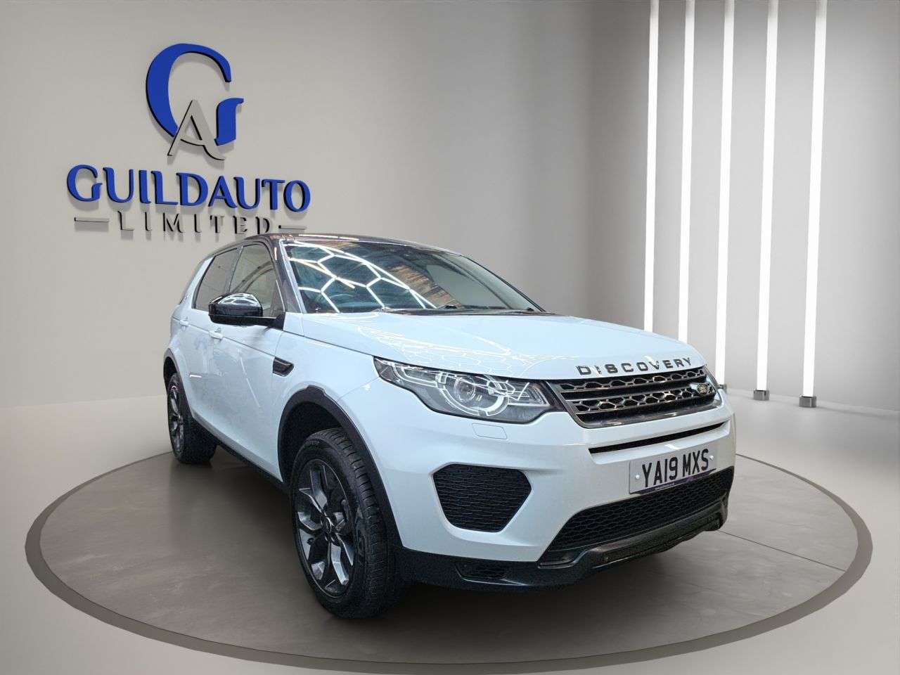 A 2019 LAND ROVER DISCOVERY SPORT 2.0 TD4 Landmark SUV 5dr Diesel Auto 4WD Euro 6 (s/s) (180 ps) A 2019 LAND ROVER DISCOVERY SPORT 2.0 TD4 Landmark SUV 5dr Diesel Auto 4WD Euro 6 (s/s) (180 ps)