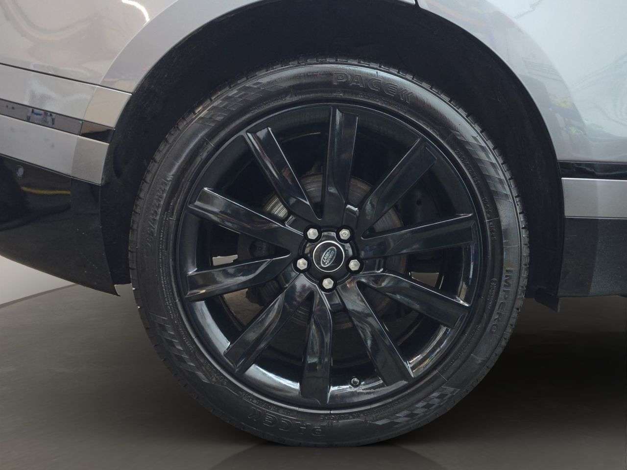 2019 LAND ROVER RANGE ROVER VELAR 2019 LAND ROVER RANGE ROVER VELAR