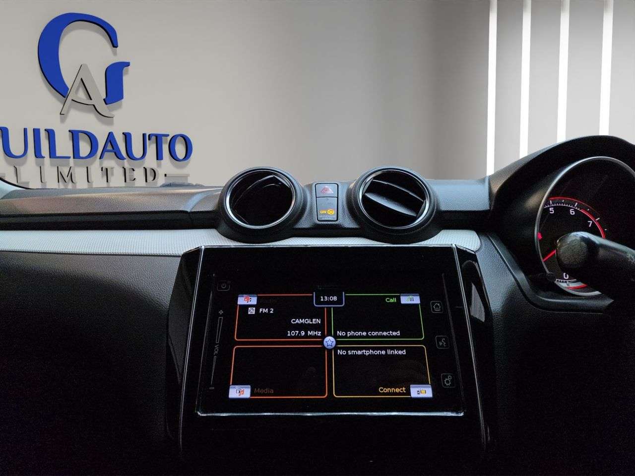 2018 SUZUKI SWIFT 2018 SUZUKI SWIFT