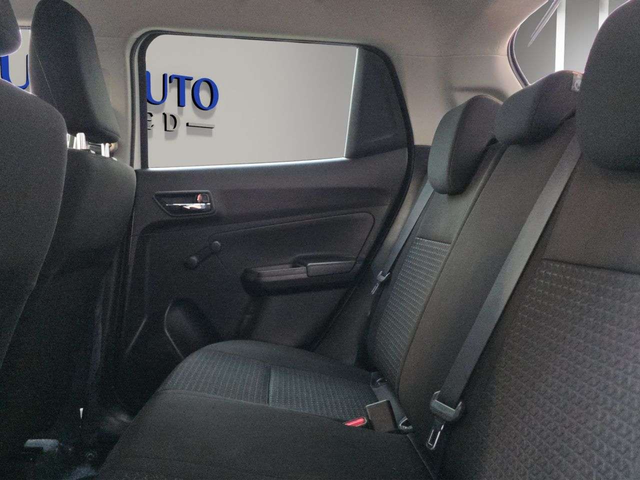 2018 SUZUKI SWIFT 2018 SUZUKI SWIFT