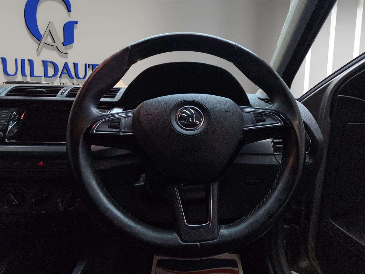 2015 SKODA FABIA 2015 SKODA FABIA
