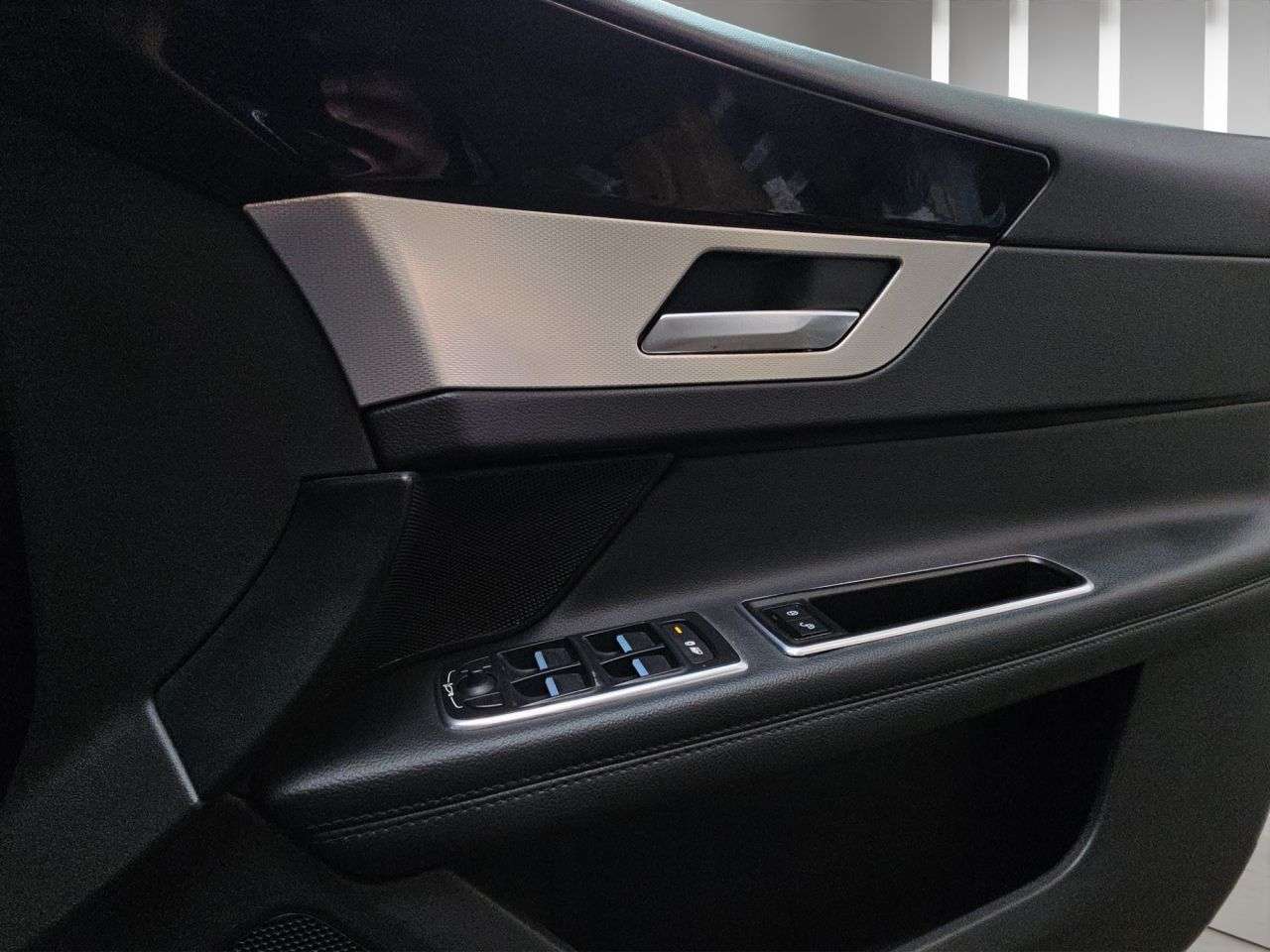 2016 JAGUAR XF 2016 JAGUAR XF