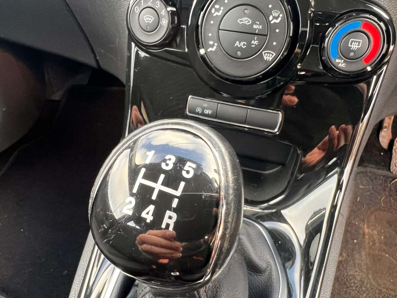 2013 FORD FIESTA 2013 FORD FIESTA